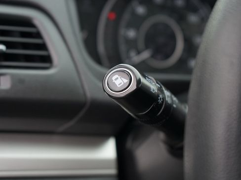 Used 2016 Honda CR-V EX image 19