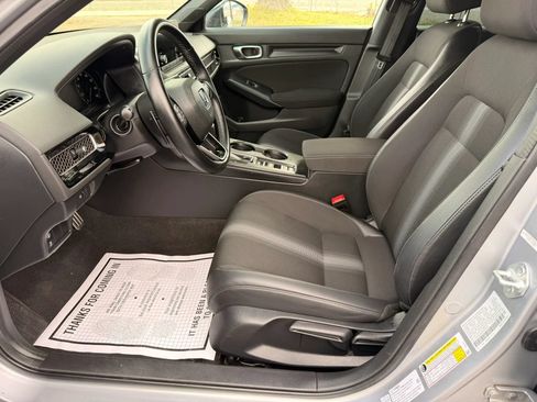 Used 2023 Honda Civic Sport image 17