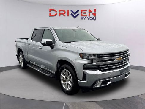 Used 2019 Chevrolet Silverado 1500 LTZ w/ LTZ Plus Package RWD image 2