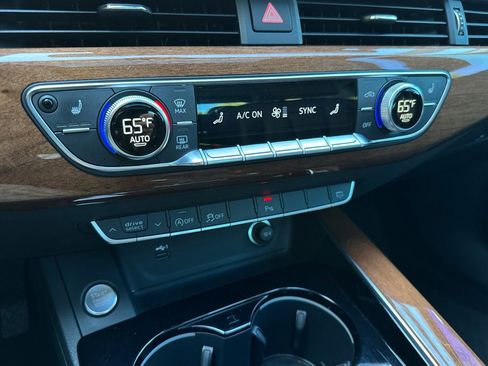 Used 2023 Audi A4 2.0T Premium w/ Convenience Package image 16