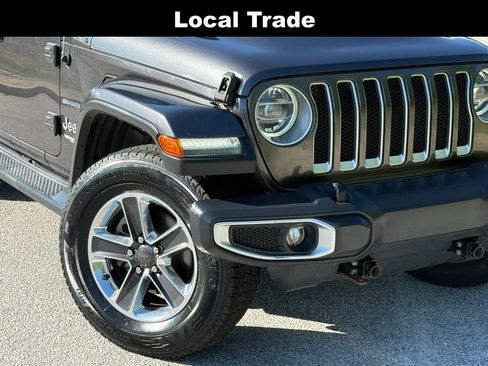 Used 2019 Jeep Wrangler Unlimited Sahara AWD/4WD image 5