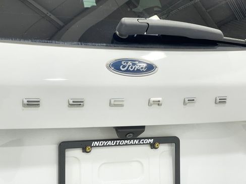 Used 2020 Ford Escape SEL image 38