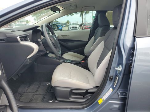 Used 2022 Toyota Corolla LE image 14