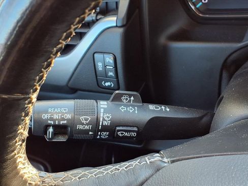 Used 2019 Chevrolet Tahoe LT image 16