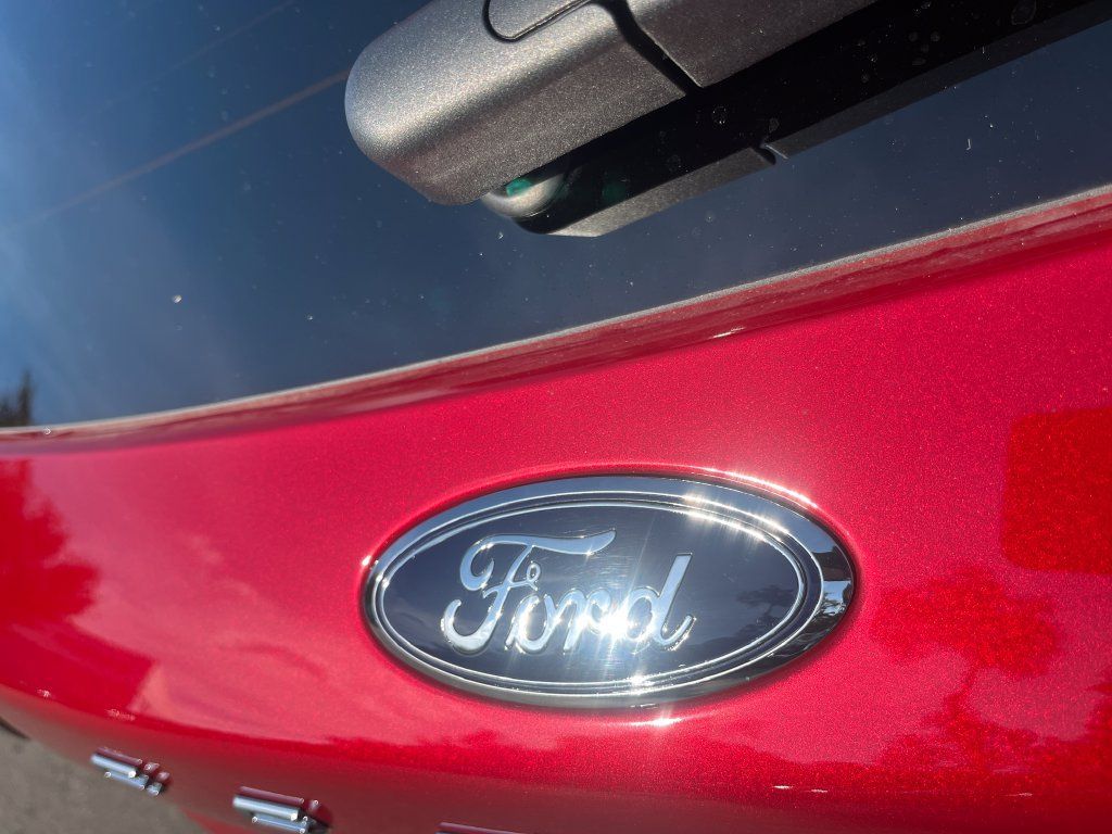 Used 2026 Ford Escape Active w/ Tech Pack #1 FWD image 42