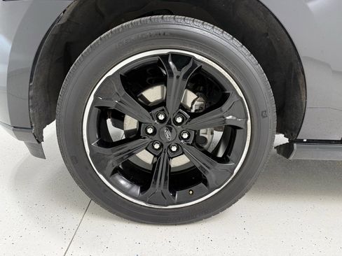 Used 2023 Ford Expedition Limited image 11