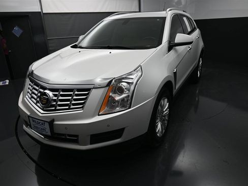 Used 2014 Cadillac SRX Luxury AWD/4WD image 2