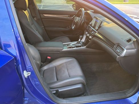Used 2022 Honda Accord Sport image 13