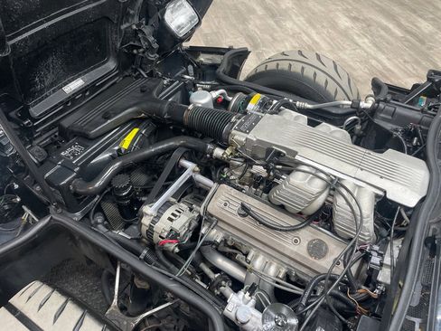 Used 1987 Chevrolet Corvette Convertible image 37