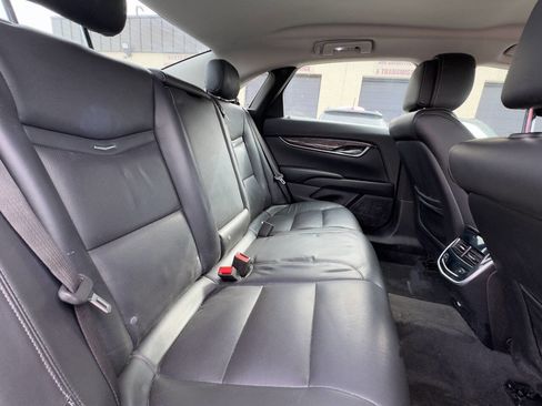 Used 2014 Cadillac XTS Luxury image 12