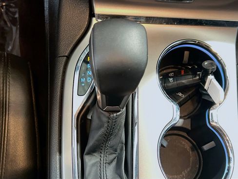 Used 2018 Jeep Grand Cherokee Limited w/ Trailer Tow Group IV image 12