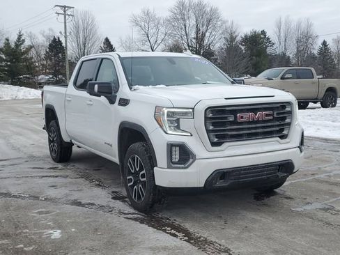 Used 2021 GMC Sierra 1500 AT4 w/ Off-Road Performance Package AWD/4WD image 2