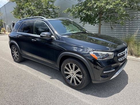 Used 2025 Mercedes-Benz GLE 350 4MATIC image 4