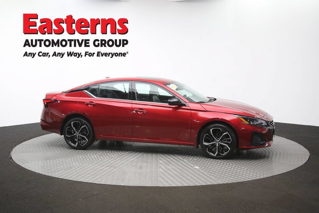 Used 2023 Nissan Altima 2.5 SR w/ SR Premium Package AWD/4WD image 49