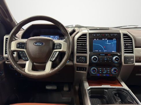 Used 2019 Ford F250 King Ranch w/ King Ranch Ultimate Package AWD/4WD image 17