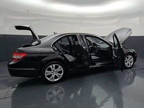 Used 2011 Mercedes-Benz C 300 4MATIC Sedan image 15