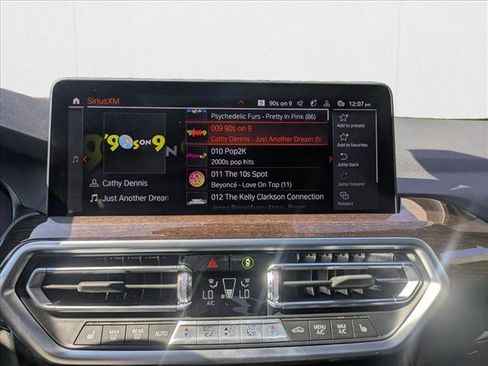 Used 2025 BMW X4 xDrive30i w/ Premium Package image 12