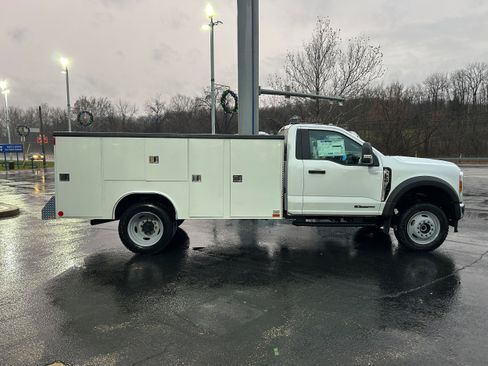 New 2026 Ford F550 4x4 Regular Cab Super Duty image 12