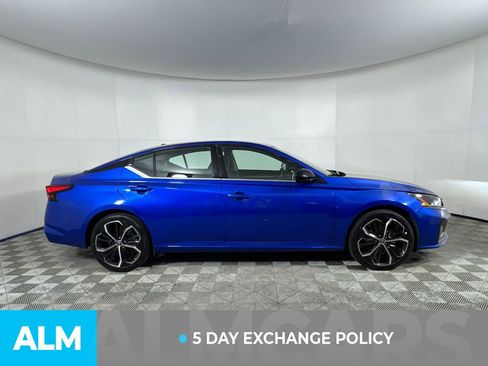 Used 2025 Nissan Altima 2.5 SR image 4