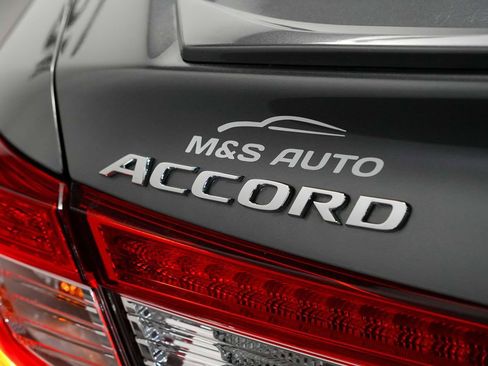 Used 2020 Honda Accord Sport image 11