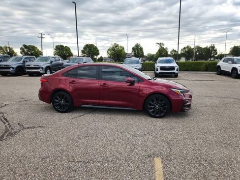 Used 2024 Toyota Corolla SE FWD image 14