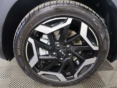 Used 2024 Kia Seltos SX w/ SX Sunroof Package AWD/4WD image 18