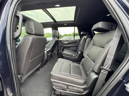 Used 2022 Chevrolet Tahoe LT w/ LT Signature Package AWD/4WD image 36