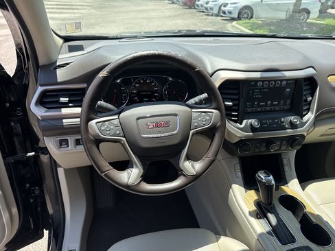 Used 2019 GMC Acadia Denali w/ Technology Package AWD/4WD image 23