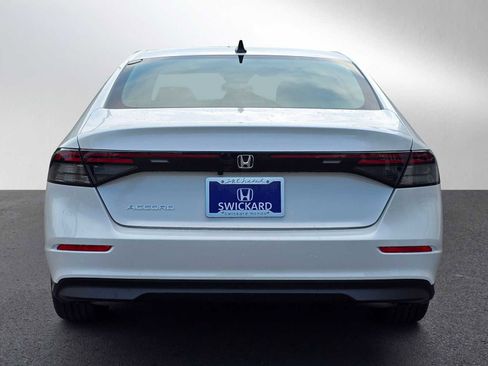New 2025 Honda Accord SE image 4