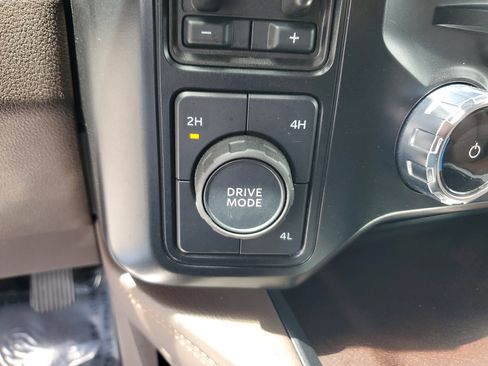 Used 2025 Ford F450 King Ranch w/ Chrome Package AWD/4WD image 24