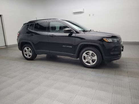 Used 2024 Jeep Compass Latitude w/ Altitude Special Edition image 11