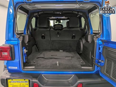 Used 2024 Jeep Wrangler Unlimited Rubicon image 25