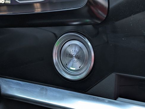 Used 2021 Chevrolet Corvette 2LT w/ Z51 Performance Package image 33