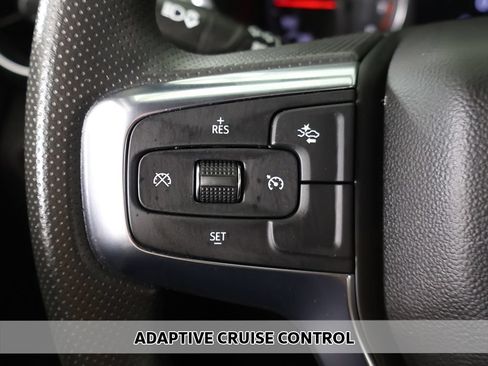 Used 2023 Chevrolet Blazer LT w/ Convenience Package FWD image 3