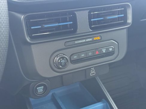 Used 2025 Ford Maverick XLT w/ XLT Luxury Package FWD image 28