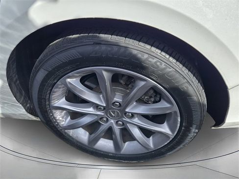 Used 2023 Acura TLX image 8