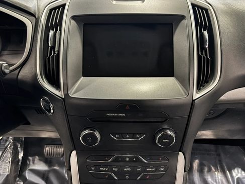 Used 2017 Ford Edge SEL w/ Equipment Group 201A FWD image 26