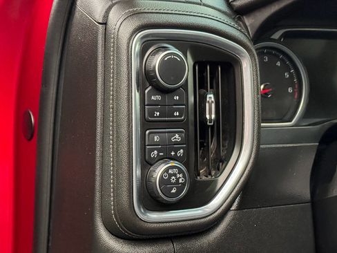 Used 2019 Chevrolet Silverado 1500 High Country image 31