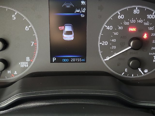 Used 2024 Toyota Corolla LE FWD image 2