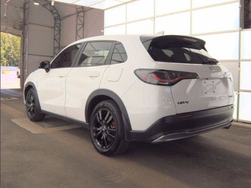 Used 2026 Honda HR-V Sport image 2
