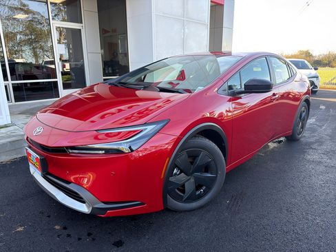 New 2026 Toyota Prius Plug-In Hybrid image 3