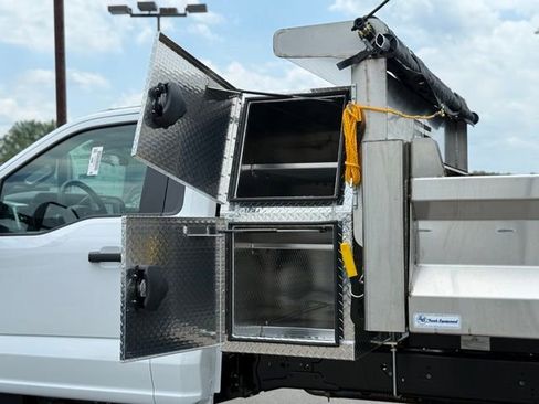 New 2026 Ford F550 4x4 Regular Cab Super Duty image 54