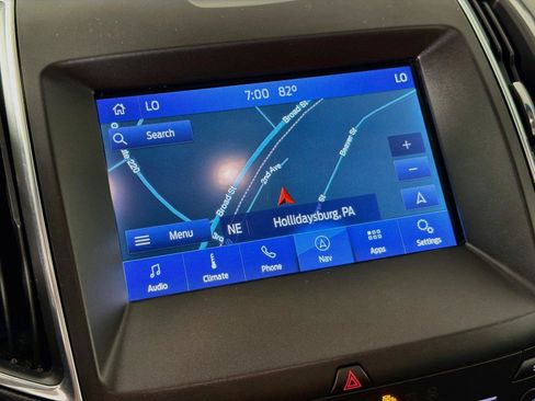 Used 2019 Ford Edge Titanium w/ Equipment Group 301A AWD/4WD image 20