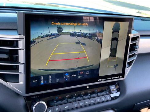 Used 2024 Toyota Tundra Limited image 27