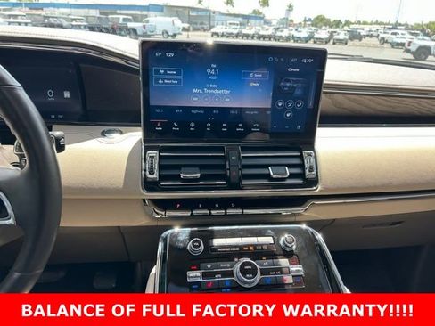 Used 2024 Lincoln Navigator Premiere image 24
