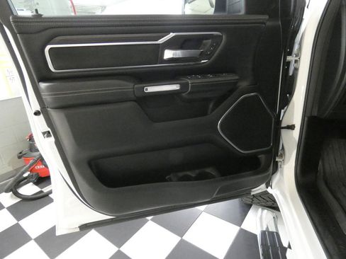 Used 2025 RAM 1500 Laramie w/ Sport Appearance Package AWD/4WD image 25