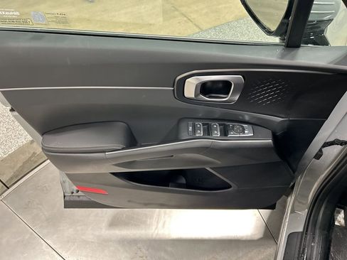 New 2026 Kia Sorento S image 13