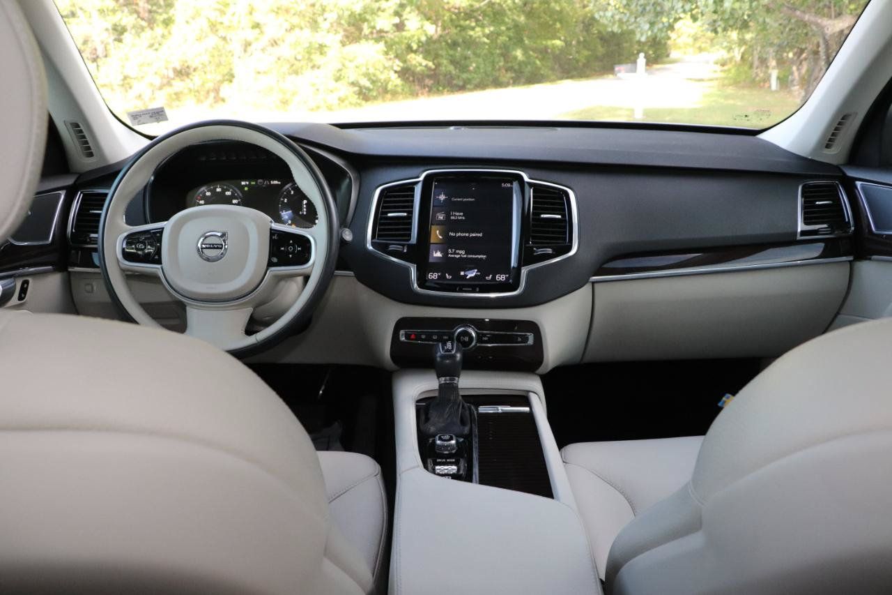 Used 2018 Volvo XC90 T6 Momentum w/ Convenience Package AWD/4WD image 37