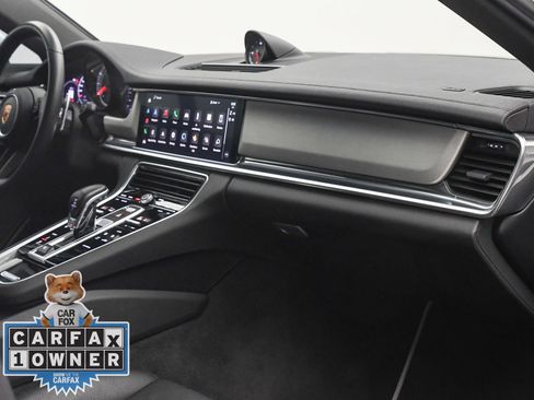 Used 2022 Porsche Panamera Platinum Edition image 20