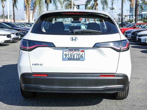 Used 2025 Honda HR-V LX image 6